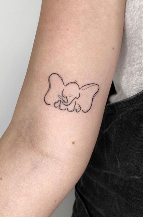 Dumbo Outline Tattoo, Fineline Disney Tattoo, Cute Dumbo Tattoo, Disney Tattoos Minimalist, Disney Tattoos Simple, Dumbo Tattoo Ideas, Dumbo Outline, Heffalump Tattoo, Minimal Disney Tattoo