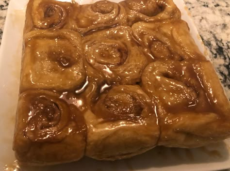 Best Caramel Rolls Recipe, Homemade Caramel Rolls, Rhodes Bread Dough, Homemade Bread Dough, Frozen Dinner Rolls, Caramel Rolls, Frozen Rolls, Caramel Treats, Cinnamon Roll Recipe Homemade