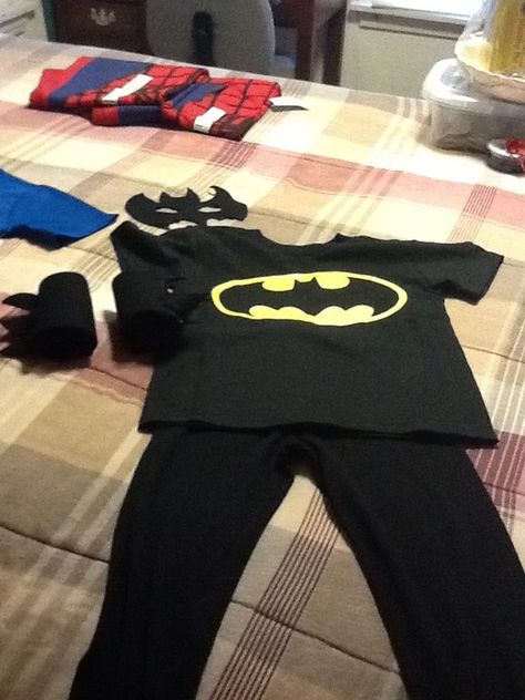 Batman homemade costume! Mens Batman Costume Diy, Simple Batman Costume, Mens Batman Costume, Batman Costume Diy, Batman Costumes, Batgirl Costume, Batman Costume, Homemade Costume, Cat Woman