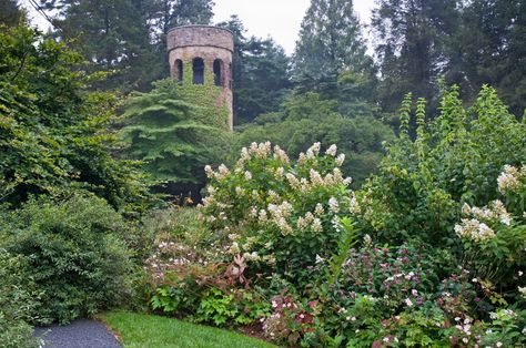 Since its founding in 1798 (as an arboretum on a working farm then known as Peirce's Park), Longwood Gardens has been enchanting visitors. On the expansive 1,077-acre grounds, you'll find over 11,000 plants and trees across 20 outdoor and 20 indoor gardens. In other words, it's heaven for horticulture fans. See more at Longwood Gardens »   - HouseBeautiful.com Small Courtyard Ideas, Longwood Garden, English Garden Style, Naturalistic Garden, Gardens Backyard, Working Farm, French Country Garden, Longwood Gardens, True American