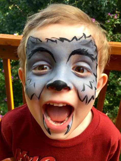 Werewolf Face Paint, Face Paint For Men, Face Paint Simple, Puppy Face Paint, Wolf Face Paint, Dog Face Paints, Jungle Book Costumes, Easy Halloween Face Painting, Wolf And Moon Tattoo