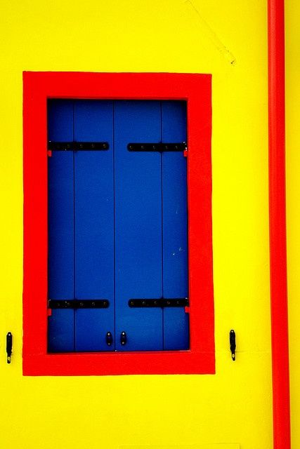 Blue Red Yellow Color Palette, Triadic Color Scheme Art Painting, Triad Color Scheme, Burano Italy, Blue Doors, Color Harmony, Elements Of Design, Brno, Colour Board