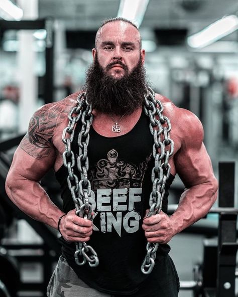 WWE: Braun Strowman shows off his new hair style while working out in gym. Over the years, Braun Strowman has changed up his hairstyle as he started out with having long hair then went and shaved the side of his head while still having long hair. Wwe Pictures, Gym Buddy, Braun Strowman, Wwe Wallpapers, Make Money Today, Wrestling Superstars, Wrestling Wwe, Wwe News, Professional Wrestler