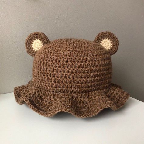 Crochet Bucket Hat Animal, Crochet Aesthetic Hat, Crochet Hats Cute, Crochet Hat Cute, Bear Bucket Hat Crochet, Bucket Hat Crochet Pattern Free, Croche Aesthetic, Cute Crochet Bucket Hat, Cute Crochet Hats