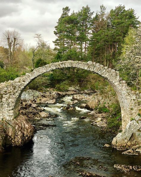 Kristin✨ on Instagram: “It’s a million degrees today, I’m teleporting to a misty Scottish village bye. // Carrbridge // 4.27.19 . . . #scotland #carrbridge…” Scottish Village Aesthetic, Medieval Scottish Aesthetic, Scottish Royalty Aesthetic, Scotland 1700s, Legacy Aesthetic, Scottish Aesthetic, Medieval Scotland, Scottish Architecture, Scottish Village