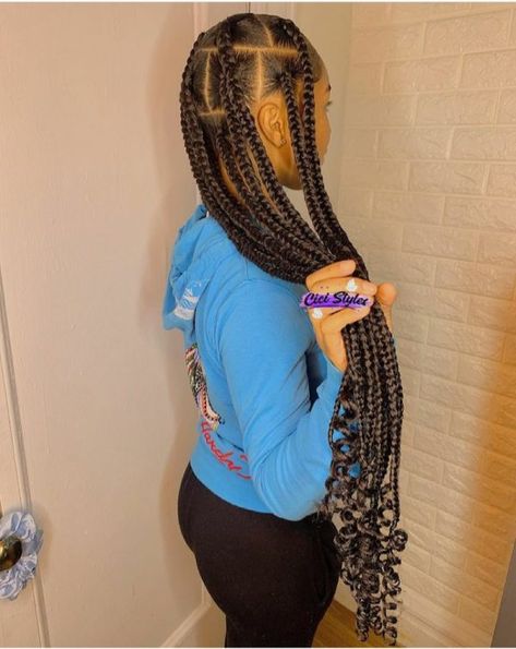 Coi Leray Braids - The Hairstyle You Should Try This Year - Wondafox Knotless Coi Leray Braids, Large Coi Leray Braids, Jumbo Coi Leray Braids, Coi Leray Braids With Curls, Jumbo Knotless With Curls, Short Jumbo Knotless Braids, Long Coi Leray Braids, Jumbo Knotless Box Braids With Curls, Quick Braided Hairstyles With Weave