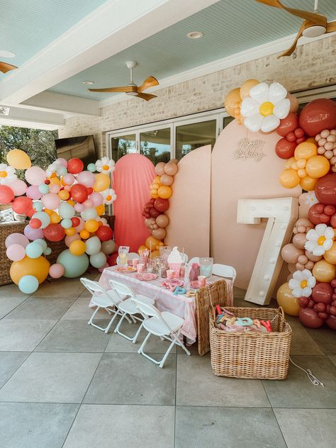 6th Birthday Girl Themes Ideas, Seven Birthday Party Ideas Girl, Birthday Party 7th Girl, 7th Birthday Girl Themes, 7th Birthday Theme Girl Party Ideas, Birthday Party Ideas For 7 Year Girl, 7th Birthday Theme Girl, Birthday Party Themes For Girls Age 7, 7th Bday Girl Party Ideas