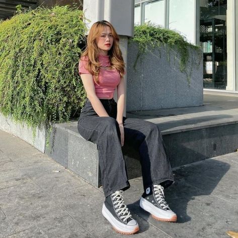 Converse Run Star Hike Outfit, Converse Run Star Hike, Converse Run, Run Star Hike, Converse Run Star, Korean Casual Outfits, Everyday Fashion Outfits, Photo Pose Style, Outfits With Converse