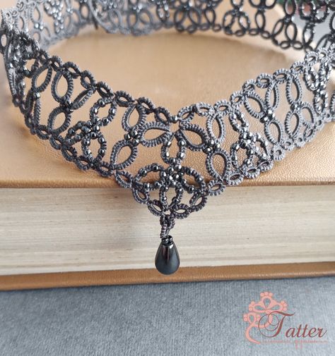 Free Gothic Choker Tatting Pattern - JTatter Tatted Choker Pattern Free, Tatting Jewelry Patterns Free, Tatting Lace Pattern Free, Tatting Patterns Free Shuttle, Choker Patterns, Tatted Jewelry, Tatting Patterns Free, Tatting Necklace, Shuttle Tatting