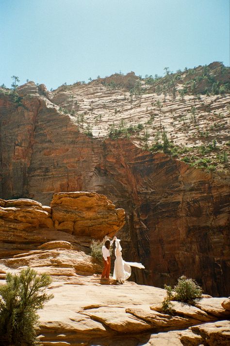 Bride and groom dancing at the top of the canyon in Zion National Park. Temple Of Sinawava, Zion Canyon, We Got Married, National Park Wedding, Southern Utah, Park Wedding, Zion National Park, Saturday Sunday, Photo Location