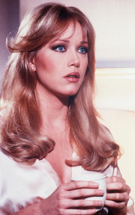 70s Models 1970s, 1970s Bangs, 1970s Haircut, 1970s Photography, James Bond Women, Tanya Roberts, Bond Women, The Bronx New York, 80s Photos