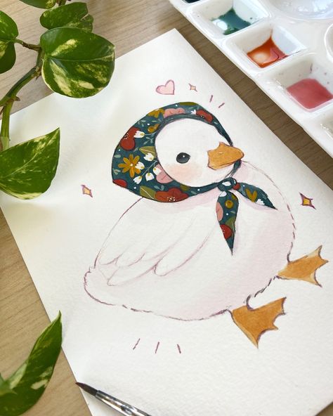 My small duck in a floral scarf 🌸 I’ve been painting some smaller pieces in watercolor lately, and I’m loving these animals with accessories 🎀 Also, I love ducks <3 Let me know what you think! . Últimamente estoy pintando algunas piezas más chiquitas y me pareció muy linda la idea de pintar animales con accesorios 🎀 Además que me encantan los patitos <3 ¿Qué opinan? #artoftheday #cuteanimals #cuteart #watercolorart #gouache #watercolorillustration #kawaiiart #duck #cuteducks #artofinstagram #... Duck Drawing, Cats Art Drawing, Watercolor Paintings Of Animals, Watercolor Paintings Nature, Duck Art, Learn Watercolor, Gouache Art, Cute Paintings, Art Painting Gallery