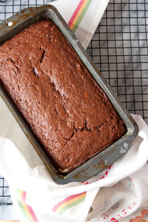 Mexican Chocolate Banana Bread - Muy Bueno Cookbook Frozen Chocolate Bananas, Chocolate Texture, Mocha Chocolate, Mexican Chocolate, Frozen Chocolate, Make Banana Bread, Chocolate Banana Bread, Chocolate Chip Banana Bread, Chocolate Pecan