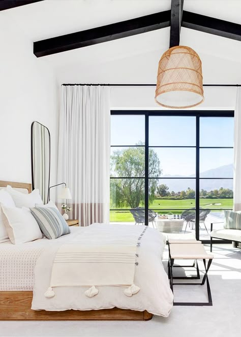 Serene master bedroom with wall of window. Inside a Modern Family Home in La Quinta, California | MyDomaine Bedroom Ideas Boho Chic, Transitional Bedroom Ideas, Bedroom Ideas Apartment, Coastal Style Bedroom, Beach House Bedrooms, Style Bedroom Ideas, Spare Room Ideas, Bedrooms Modern, Apartment Bedroom Ideas