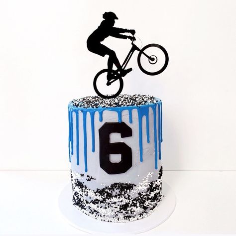 AMANDA ASHURST on Instagram: “Bike cake for a boys 6th birthday 🚴🏻” Bmx Cake, Mountain Bike Cake, Bike Cake, 6th Birthday Boys, 1st Bday Cake, Bike Cakes, Bike Adventure, 6th Birthday Cakes, Cupcakes For Boys