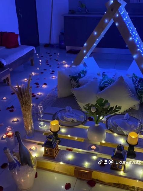 Night Time Picnic, Indoor Picnic, Night Time, Lighting