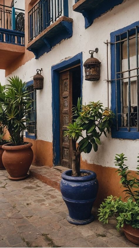 15 Old Mexican Houses That Are Masterpieces of Design - Cheerful Talks Mexican Houses, Mexico Houses, Iconic Houses, Mexican Style Home, Turquoise Door, New Mexico Style, Hacienda Style Homes, Sunset Hues, Mexico House