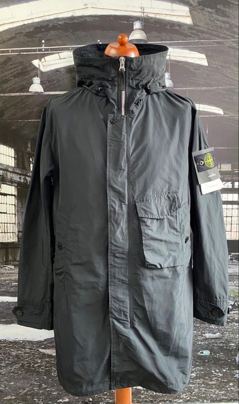 Stone Island Parka, Terrace Fashion, Ancient Queen, Liam Gallagher, Winter Gear, Stone Island, Mens Clothing Styles, Fashion Inspo Outfits, Men Dress