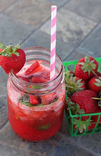 Strawberry Basil Mojito Strawberry Basil Mojito, Basil Mocktail, Basil Mojito, Red Drink, Red Drinks, Strawberry Basil, Strawberry Mojito, Wedding Signature Drinks, Mojito Recipe