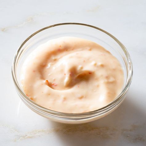 Aioli Sauce Recipe, Chili Aioli, Braised Chicken Recipes, Sweet Chili Sauce Recipe, Stuffed Shrimp, Boiled Chicken Recipes, Can Chicken Recipes, Aioli Sauce, Sesame Chicken Recipe