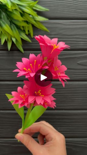 Origami Flowers Tutorial Easy, Cute Crafts To Make With Paper, Paper Flowers Diy Easy Step By Step, Paper Flowers Diy Bouquet, Origami Flowers Easy, Paper Flowers Easy Diy, Avatar Room, Flowers From Paper, Paper Flowers Bouquet