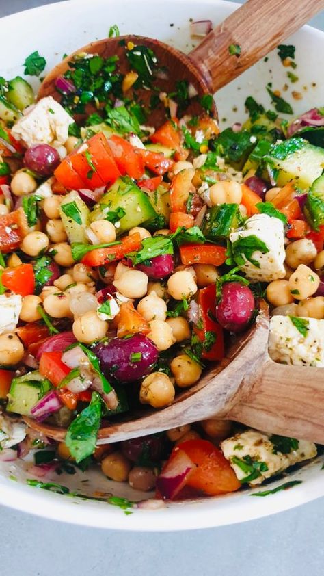 Mediterranean Salad With A Garlic And Herb Salad Dressing Medeteranian Salad Dressing Recipes, Medditeranean Party Food, Meditterean Cucumber Salad, Balsamic Mediterranean Salad, Complex Salads, Mediterranean Salad Recipes, Herb Salad Dressing, Greek Goodness, Mediterranean Lunch