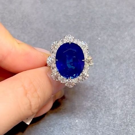 𝐉𝐞𝐰𝐞𝐥𝐫𝐲 𝐂𝐨𝐯𝐞𝐭𝐞𝐝 𝐎𝐟𝐟𝐢𝐜𝐢𝐚𝐥™️ on Instagram: “Throwback to this magnificent 9.66 carat Kashmir sapphire and diamond ring, designed by Nicolas Lieou @mr.lieou. Sold for HK$ 10,660,000 at…” Kashmir Sapphire, Blue Sapphire Engagement Ring, Engagement Ring For Women, Sapphire And Diamond Ring, Sapphire Engagement Ring Blue, Sapphire Engagement Ring, Sapphire Engagement, Engagement Rings Sapphire, Ring For Women