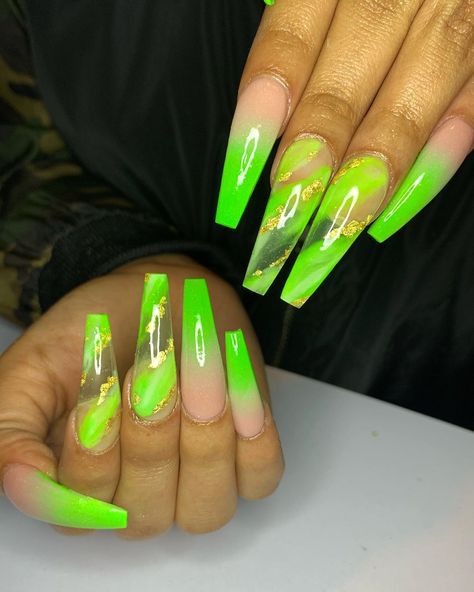 Nail Art Vert, Lime Green Nails, Neon Pink Nails, Neon Acrylic Nails, Neon Green Nails, Green Acrylic Nails, Pink Ombre Nails, Green Nail Designs, Ombre Acrylic Nails