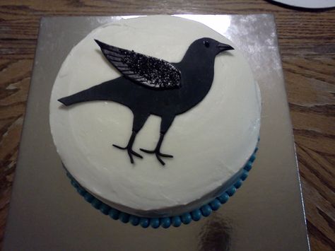 Crow Cake....for those that need to eat crow! Crow Cake, Funny Crow, Six Of Crows, Crows, Cupcake Cakes, Halloween, Cake, Funny, Quick Saves