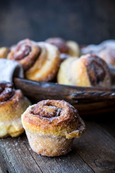 Morning Buns, Sour Cream Sugar Cookies, Buttery Sugar Cookies, Morning Bun, Orange Rolls, Breakfast Sweets, Soft Sugar Cookies, Sugar Cookie Dough, Cookie Calories