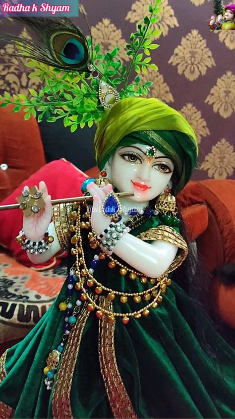 Radha Krishna Shringar, Krishna Shringar, Krishna Video, Shri Radhe, Krishna Gif, Namah Shivaya, Motivational Songs, Om Namah Shivaya, Video Status