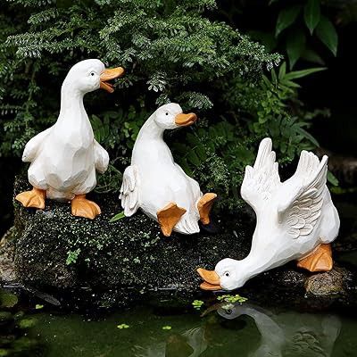 Goose Sculpture, Duck Statue, Front Porch Garden, Animal Decorations, Outdoor Ornaments, Patio Pond, Duck Decor, Fairy Crafts, Yard Decorations