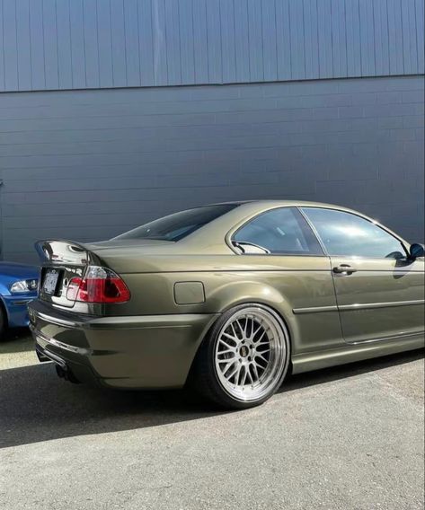 #bmw #bmwclassiccars #bmwm3 #e46 #sedan #sportcar Bmw E46 Coupe, Bmw E46 Sedan, E46 Sedan, E46 Coupe, Bmw E46 M3, Bmw Classic Cars, M And M, E46 M3, Bmw Alpina