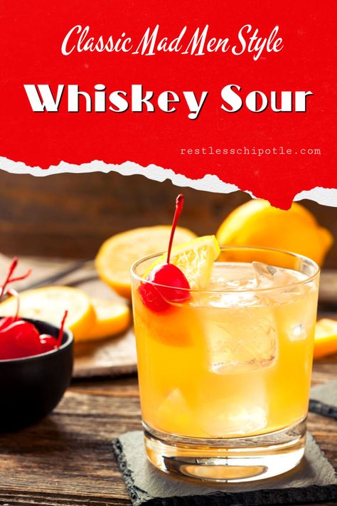 The iconic whisky sour is perfectly balanced and so simple to make! It's a classic recipe that deserves a comeback. Whisky Sour Recipe, Whiskey Drinks Recipes, Whisky Sour, Mimosa Recipe, Summer Drinks Alcohol, Cocktail Appetizers, Moonshine Recipes, Sour Cocktail, Whiskey Sour