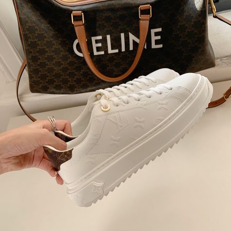 #lv #louisvuittonhandbags #shoes #sneakers Expensive Sneakers, Designer Sneakers Women, Louis Vuitton Shoes Sneakers, Lv Sneakers, Louis Vuitton Sneakers, Expensive Shoes, Woman Casual, Lv Shoes, Classy Shoes