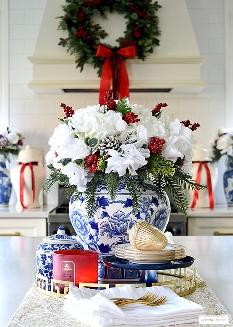 Sophisiticated Christmas Kitchen Decor in Blue and Red! | CITRINELIVING Decorating With Ginger Jars, Traditional Christmas Decor, Tree Ideas Christmas, Tree Decor Christmas, Ideas Christmas Tree, Tree Decorations Christmas, Chinoiserie Christmas, Blue Christmas Decor, Red Christmas Decor