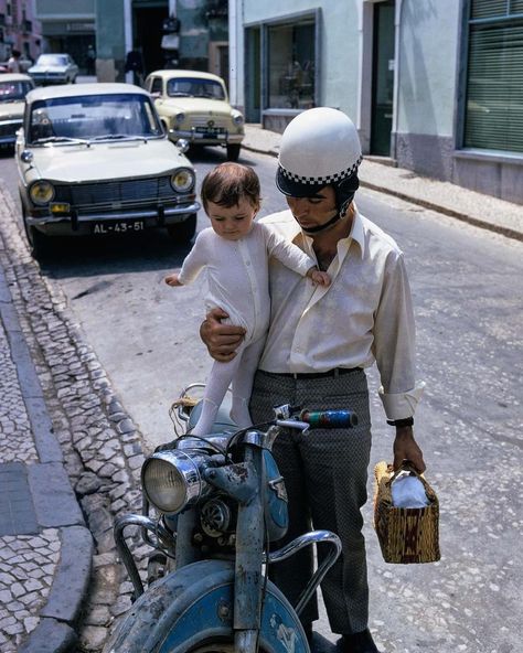 Portugal, 1970s, photo by Jay Maisel #collateral #photography #streetphotography Jay Maisel Photography, Jay Maisel, Instagram Portugal, Street Photography, Jay, 1970s, Portugal, Photography, On Instagram