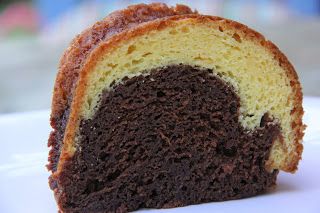 Marble Bundt Cake Recipe, Marble Bundt Cake, Mama Cake, Cake Marble, Chocolate Marble Cake, Recipes Using Cake Mix, Marble Cake Recipes, Chocolate Bundt Cake, Marble Cake