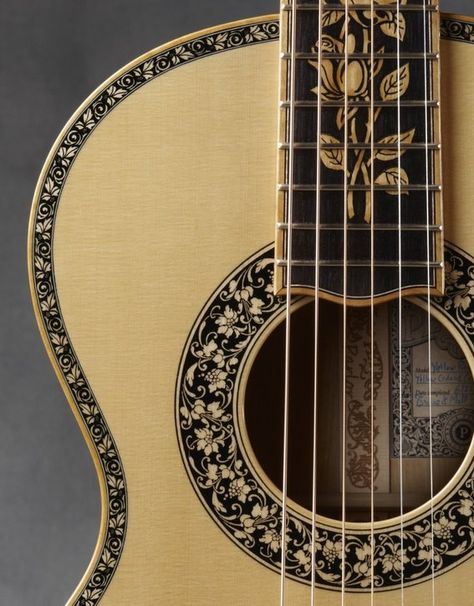 Vintage Guitars Acoustic, Parlor Guitar, Gold Guitar, Ukulele Art, Guitar Inlay, Instruments Art, Bass Guitar Lessons, Guitar Diy, Handmade Guitar