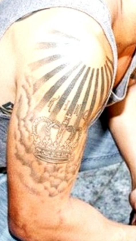 Sun rays Rays Tattoo, Sun Rays Tattoo, Ray Tattoo, Skull Hand Tattoo, Armor Tattoo, Light Tattoo, Mens Shoulder Tattoo, Tattoo For Son, Sun Tattoos