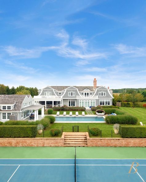 Southampton Ny, Preppy House, Shingle Style Homes, Dream Beach Houses, Water Mill, Hamptons House, Pretty House, Coastal Homes, Pheasant