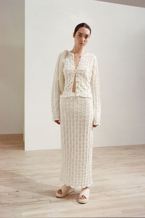 Resort 2025, Summer Knitwear, Lauren Manoogian, Spring Knits, Resort Fashion, Ski Fashion, Clothing Designs, Knitwear Fashion, 가을 패션