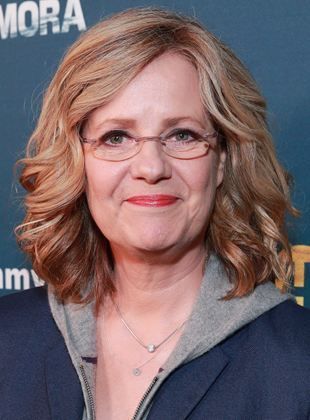 HAPPY 60th BIRTHDAY to BONNIE HUNT!! 9/22/21 Born Bonnie Lynn Hunt, American actress, comedian, director, producer, writer and television host. Her film roles include Rain Man, Beethoven, Beethoven's 2nd, Jumanji, Jerry Maguire, The Green Mile, Cheaper by the Dozen, and Cheaper by the Dozen 2. Zootopia 2016, The Green Mile, Bonnie Hunt, Jerry Maguire, Cheaper By The Dozen, Her Film, Rain Man, Happy 60th Birthday, A Bug's Life