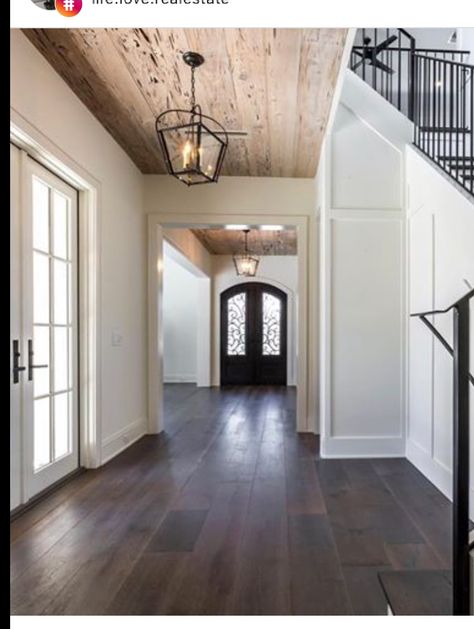 Wood Ceiling Foyer, Old Farmhouse Decor, Fixxer Upper, Kitchen Hearth Room, Event House, White Beams, Hearth Room, Wood Ceiling, Ceiling Ideas