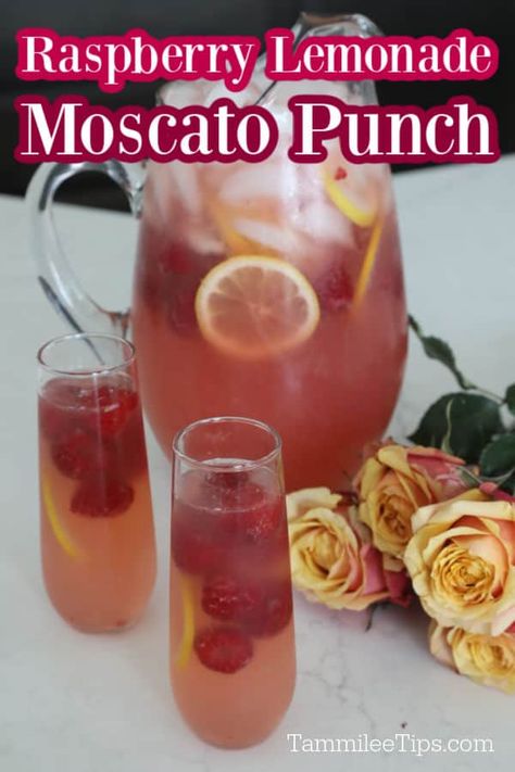 Raspberry Lemonade Moscato Punch Cocktail delicious wine cocktail perfect for brunch or a hot summer day! So easy to make. Wine Punch Recipes Moscato, Alcholic Punch, Moscato Punch Recipes, Moscato Wine Punch, Moscato Drinks, Wine Punch Recipes, Raspberry Lemonade Punch, Moscato Punch, Party Punches