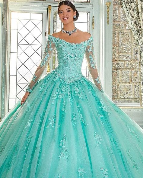 Ballgown https://linktr.ee/angelcollections.in Wear a ballgown to be the belle of the ball! It is a formal dress that reaches the floor and is ideal for a formal occasion like a ball or a black-tie event with a dress code. This look can take on many different shapes, from a mermaid silhouette to a princess silhouette with a pronounced pouffy skirt. Wear a ball gown when you want to make a grand entry and dazzle everyone in the room!... #angelcollections Tulle Quinceanera Dresses, Sweet Sixteen Dresses, Sweet 16 Dress, Princess Silhouette, Dress Ball Gown, 16 Dress, Beaded Cocktail Dress, Quinceanera Dress, Illusion Dress