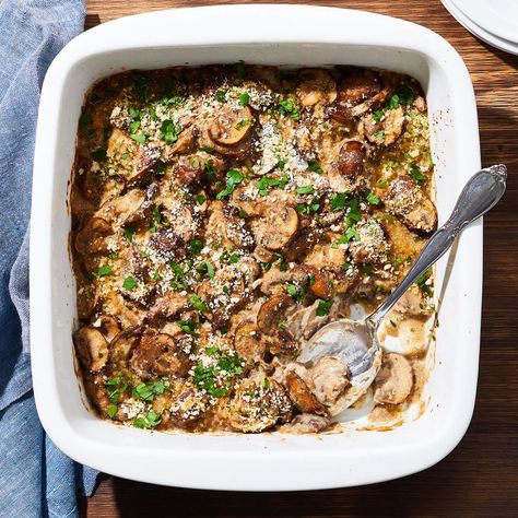 Parmesan Mushroom Casserole Casserole Side Dishes, Mushroom Casserole, Vegetarian Meal Plan, Yummy Casseroles, Vegetarian Meal, Healthy Eating For Kids, Easy Casserole, Casserole Dish, Eating Well