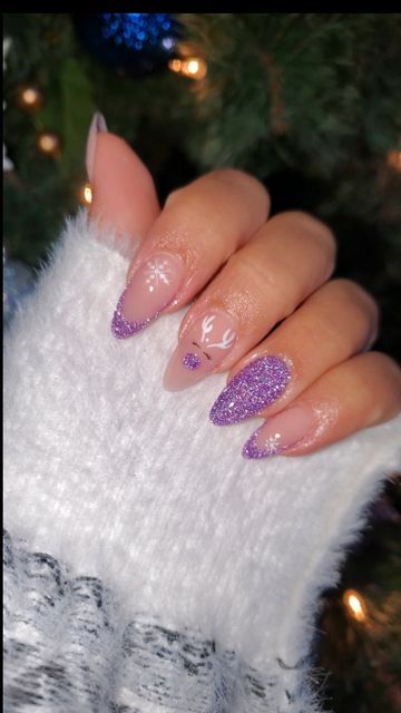 Holiday Glitter Nail Designs, Pink Glitter Nails Christmas, Winter Nails Purple Lavender, Reflected Glitter Nails, Reflective Glitter Nails Christmas, Christmas Nails Purple And Silver, Purple Nails With Snowflakes, Purple Holiday Nails Winter, Reflective Christmas Nails