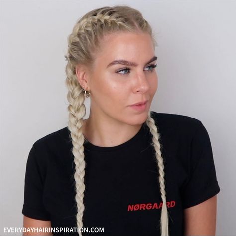 HOW TO FRENCH BRAID WITH HAIR EXTENSIOSN - Everyday Hair inspiration French Braids With Extensions, How To French Braid, French Braid Styles, Hair Extensions Tutorial, Two French Braids, Hairstyles Trending, French Braid Ponytail, Braiding Your Own Hair, Braid Inspiration