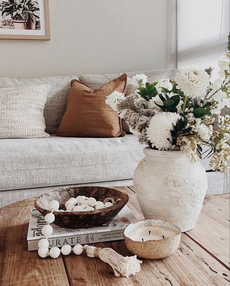 Best Living Room Ideas, Coffee Table Decor Living Room, Decor Living Room Ideas, Outdoors Inside, Table Decor Living Room, Coffee Table Decor, Living Room Design Decor, Indoor Garden Ideas, Decor Home Living Room